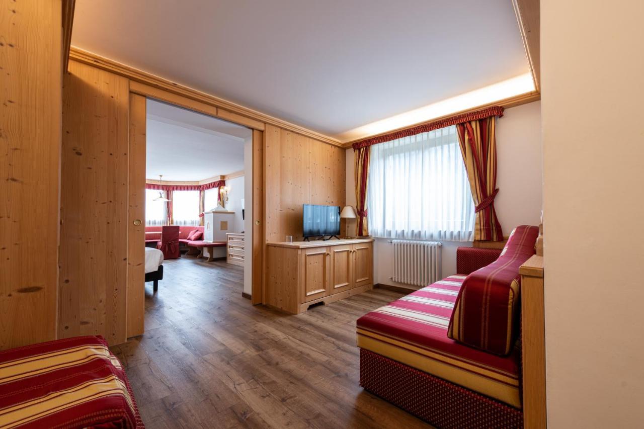 Hotel Cristina Пинцоло Экстерьер фото