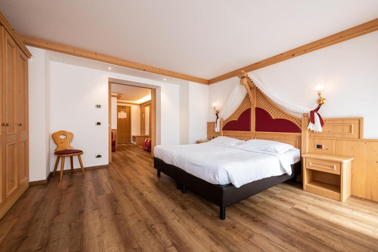 Hotel Cristina Пинцоло Экстерьер фото