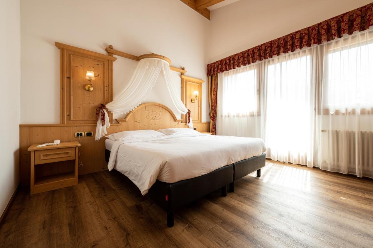 Hotel Cristina Пинцоло Экстерьер фото