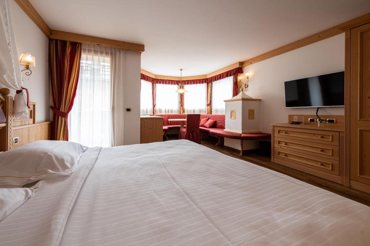 Hotel Cristina Пинцоло Экстерьер фото