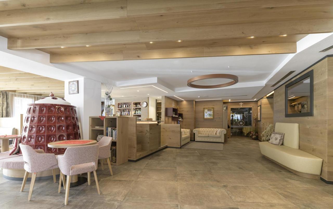 Hotel Cristina Пинцоло Экстерьер фото